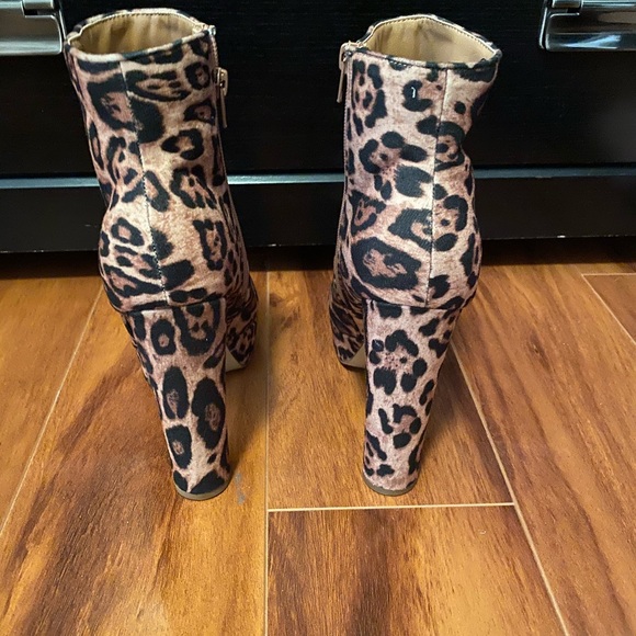 These Three Boutique Leopard Booties - Picture 3 of 3
